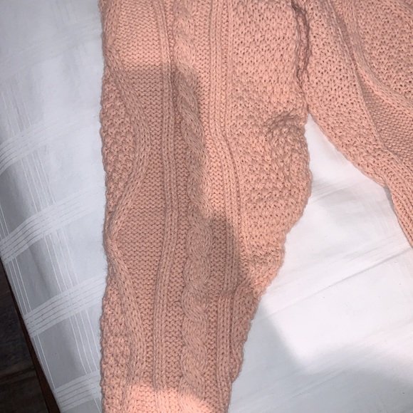 Pink knit cropped sweater - Picture 3 of 3